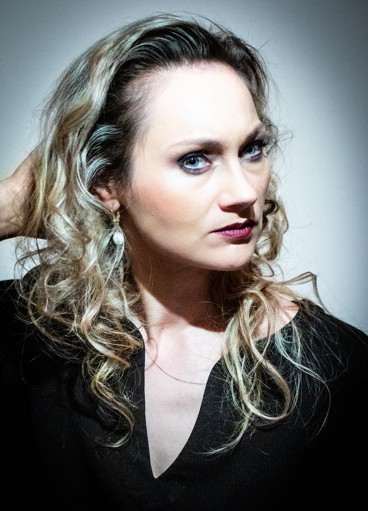 Costina Cheyrouze — Portrait